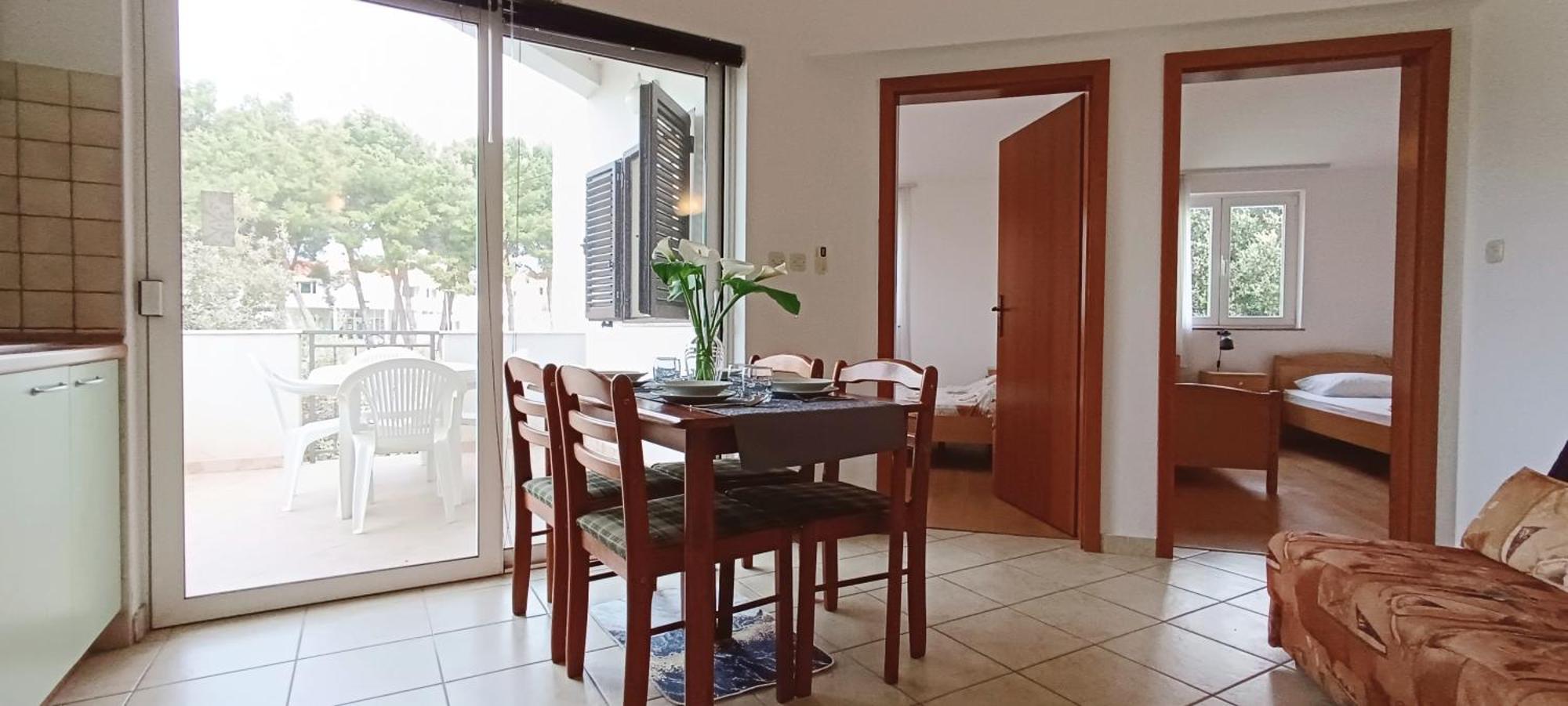 Apartments Roko Lalin Пакоштане Экстерьер фото
